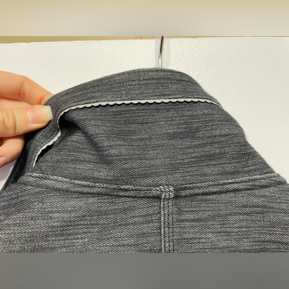 Lululemon Athletic Blazer Pleated - Picture 5 of 6